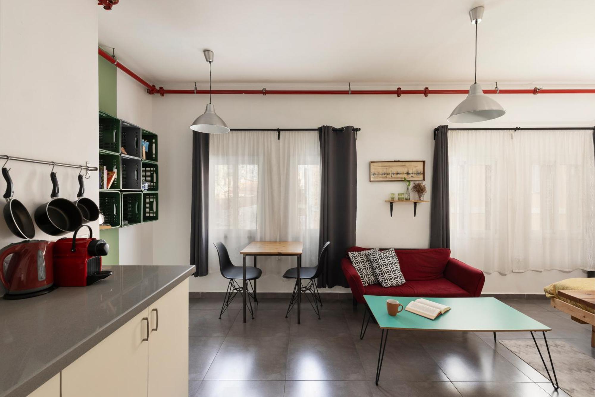 Aparthotel Rena's House 3*