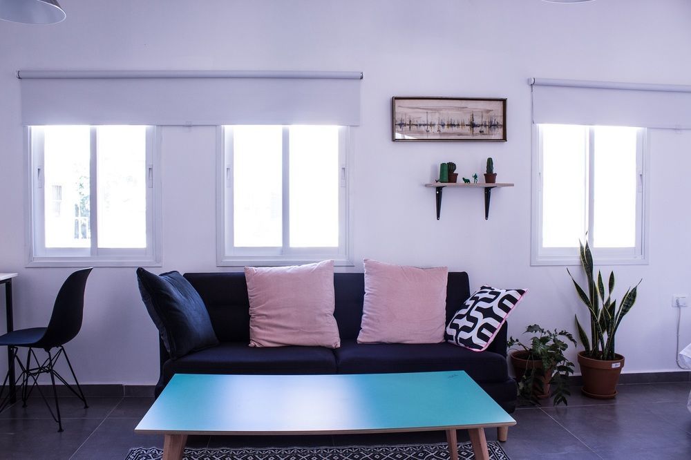 Rena's House
