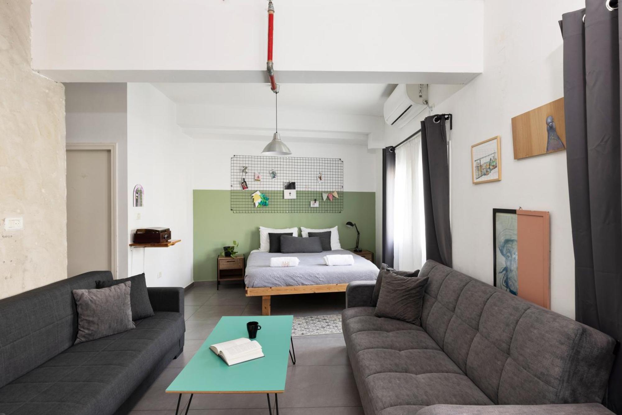 Rena's House 3*